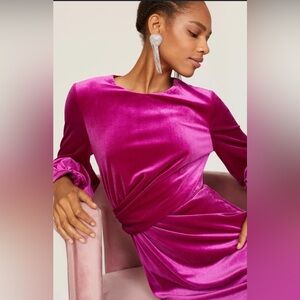 One 33 Social Fuchsia Velour Women’s dress size 6 MSRP $355.00